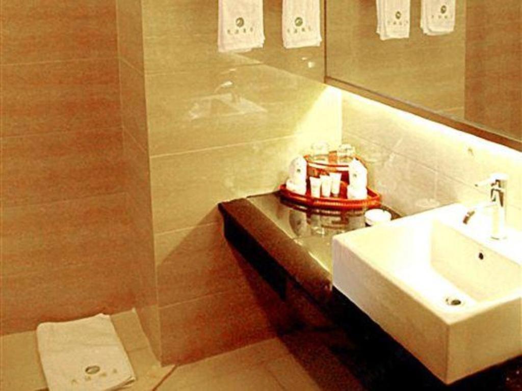 Shangri-La Original Density Hotel Экстерьер фото